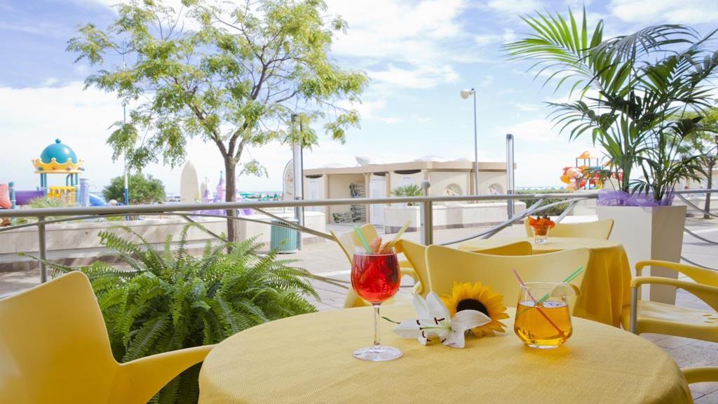Hotel Eden Bellaria-Igea Marina Exterior foto