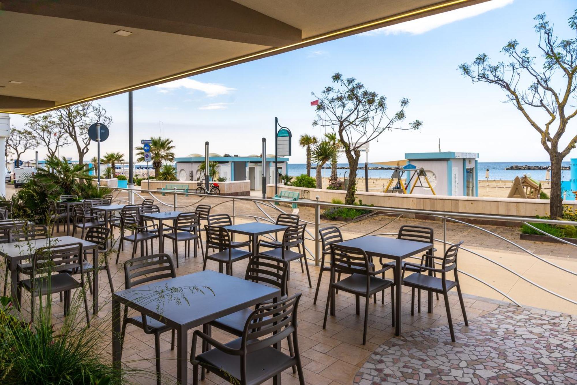 Hotel Eden Bellaria-Igea Marina Exterior foto