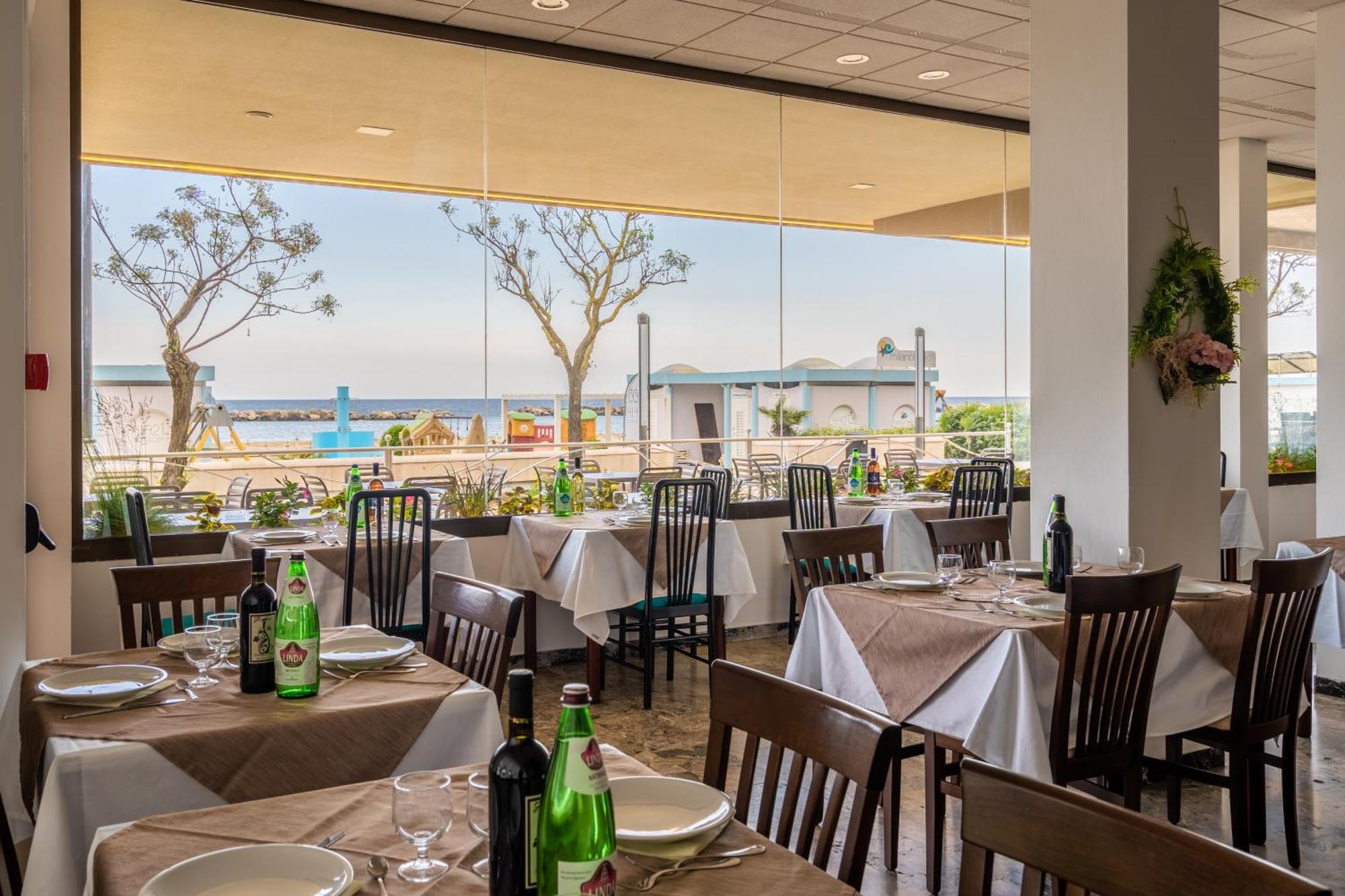 Hotel Eden Bellaria-Igea Marina Exterior foto